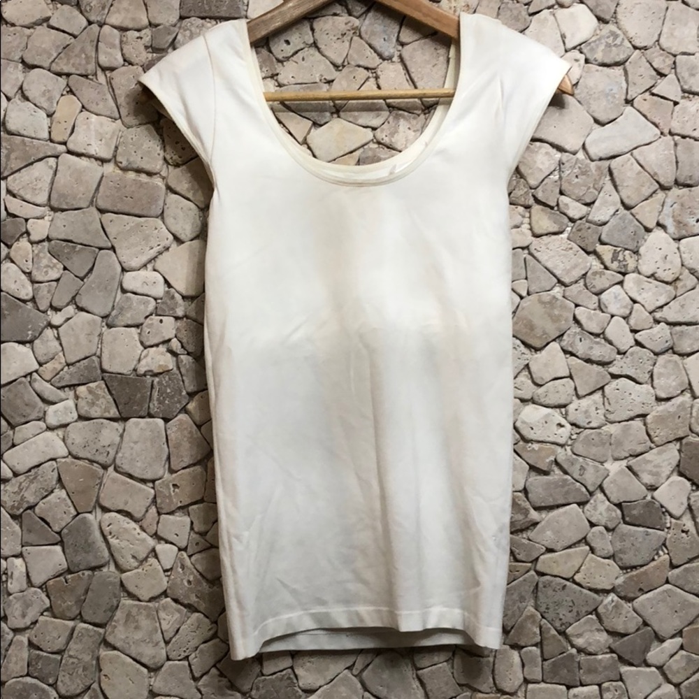BCBG MAXAZRIA Top in white and black